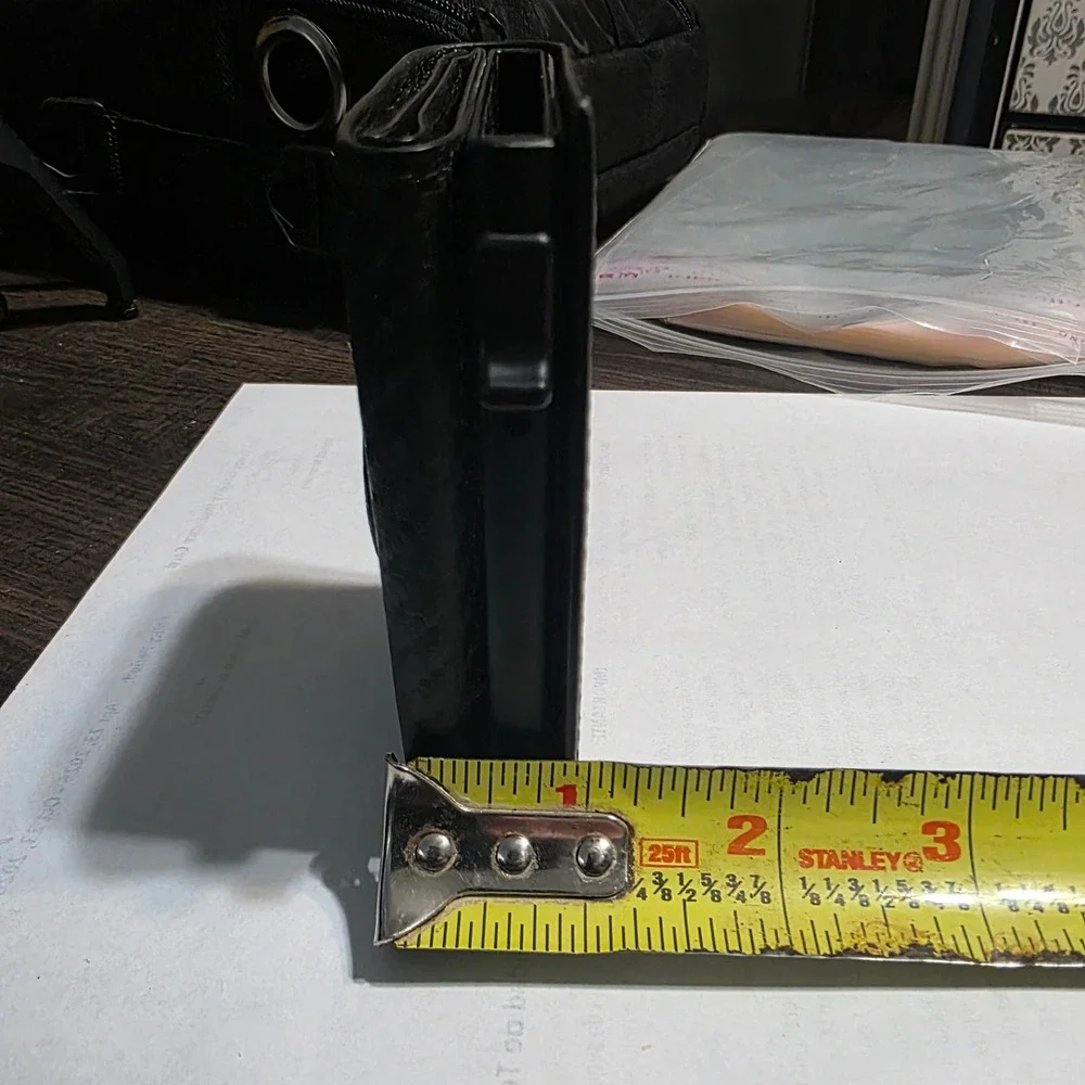 Type Black‎ Carbon Fiber Trifold Wallet with AirTag Holder and Pop Up Card Slot